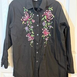 VINTAGE Black Floral Embroidered Button Down Shirt Blaine Trump. RARE!